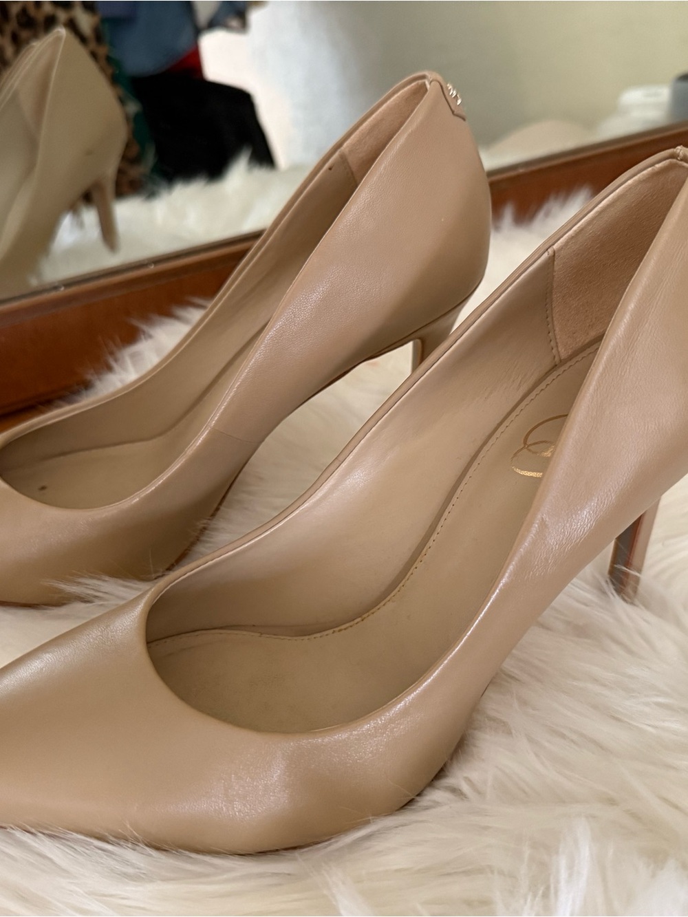 Sam Edelman Hazel Leather Pointed-Toe Beige Pumps